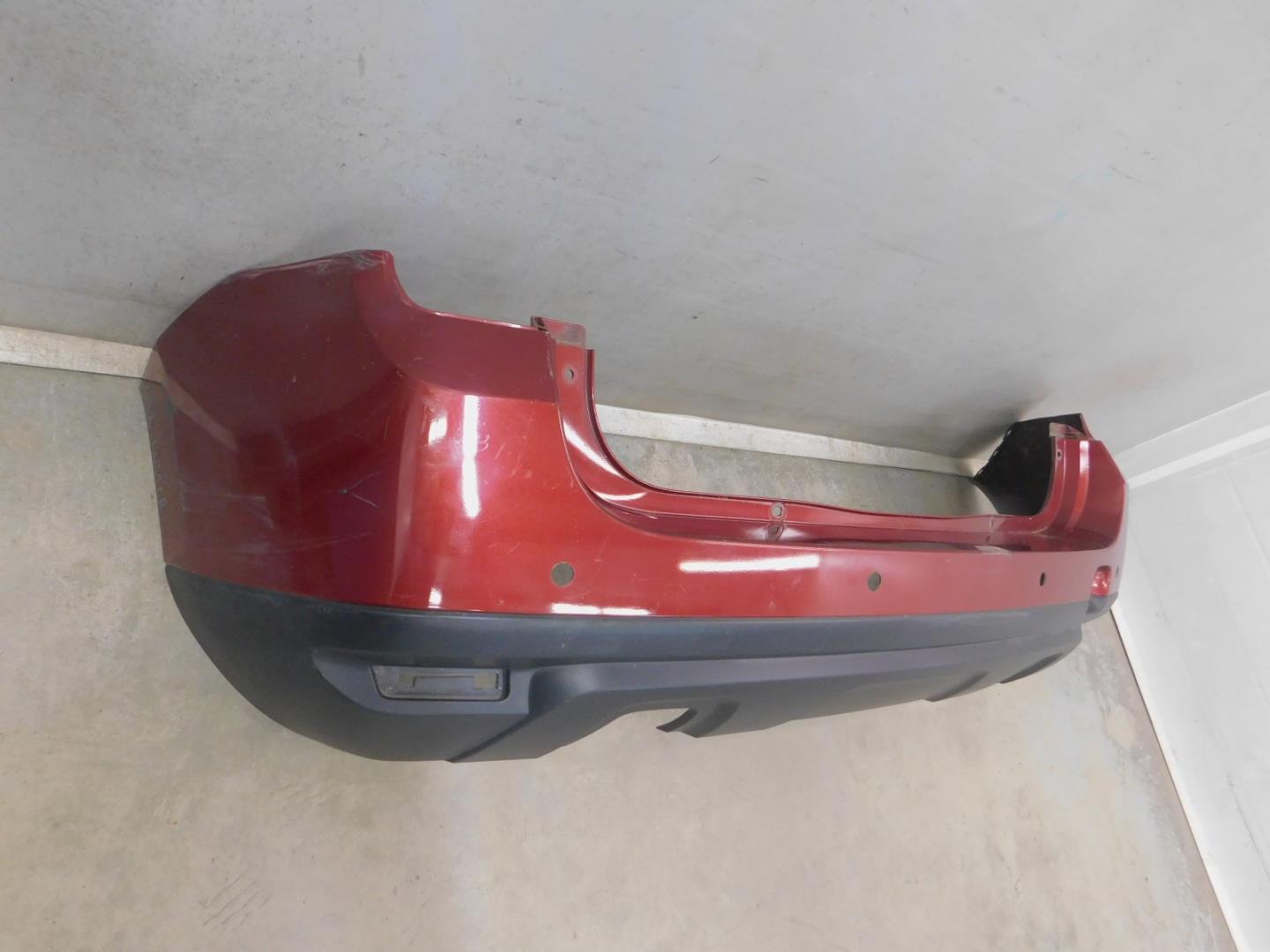 Бампер задний