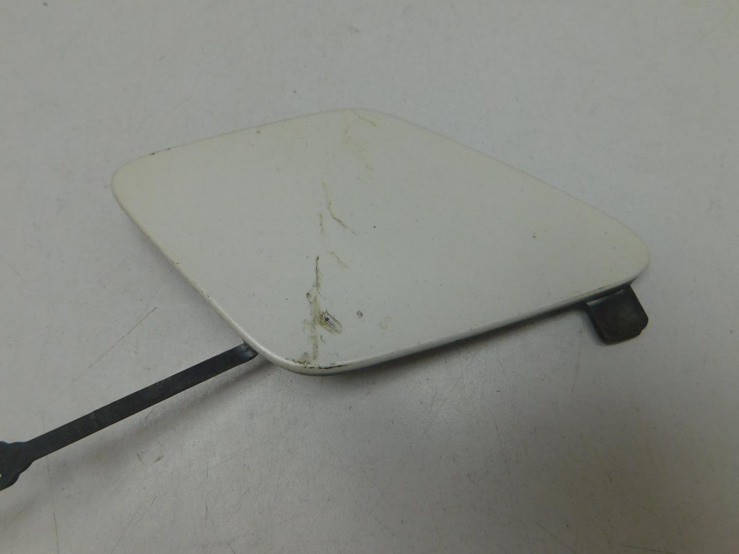 Заглушка буксировочного крюка