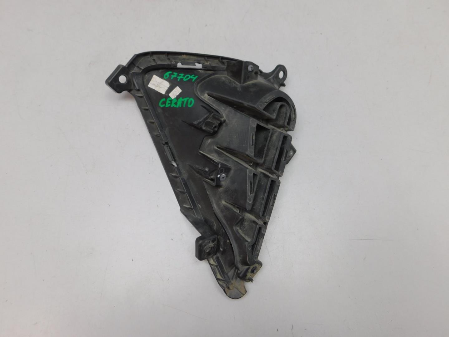 Решетка в бампер правая