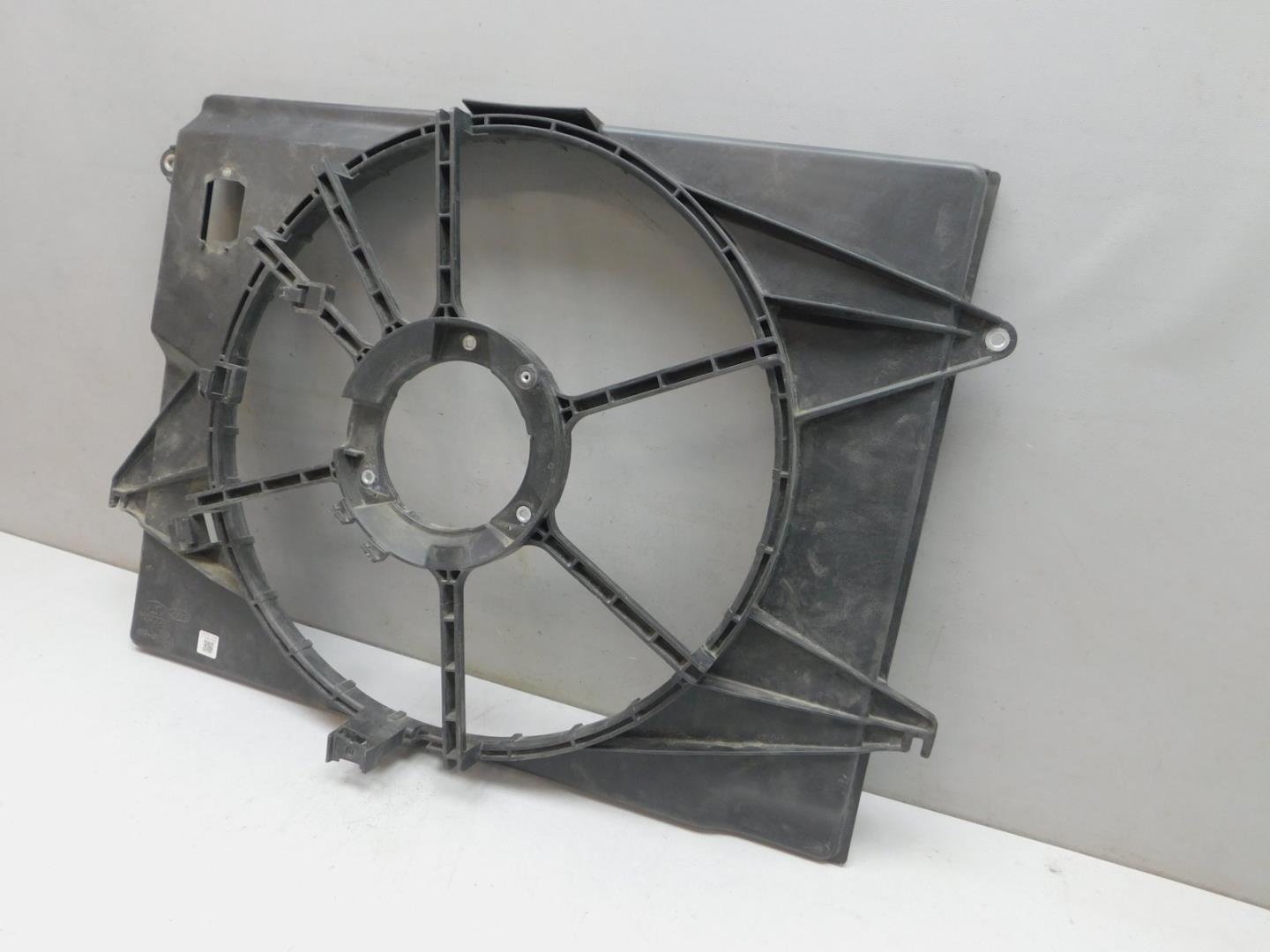 Диффузор вентилятора