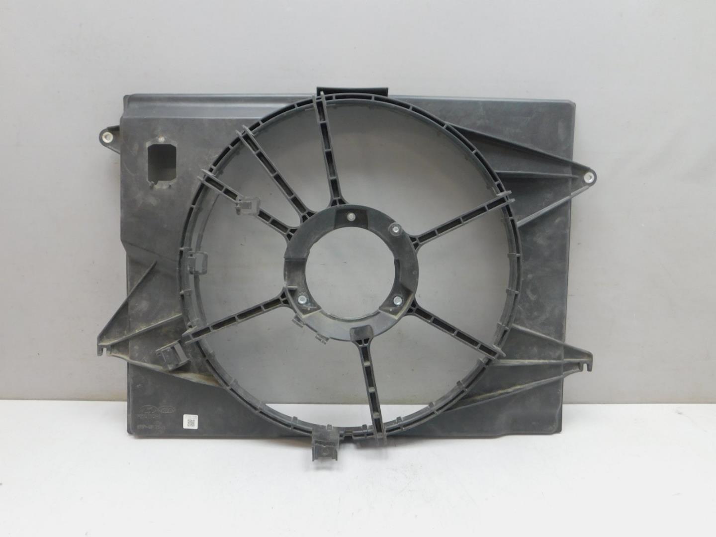 Диффузор вентилятора