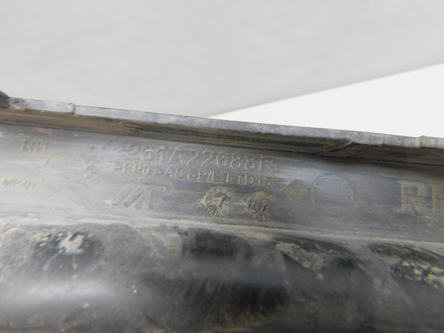 Решетка в бампер правая