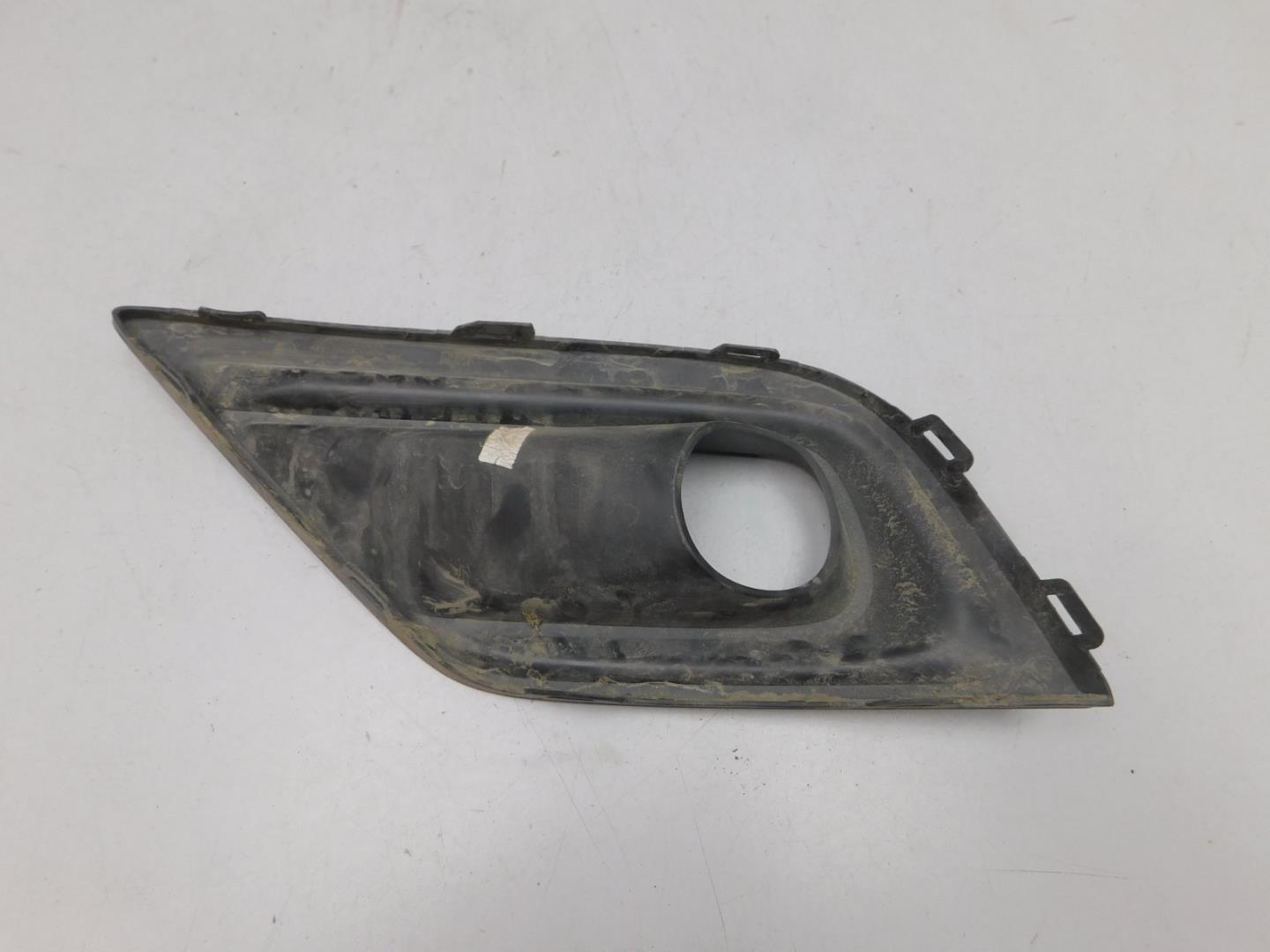 Решетка в бампер правая