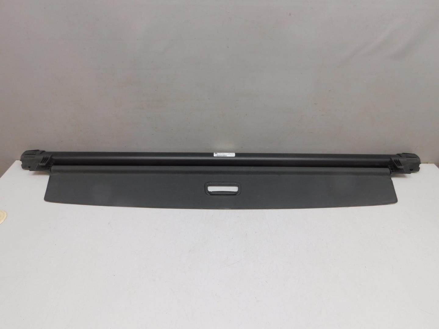 Шторка багажника