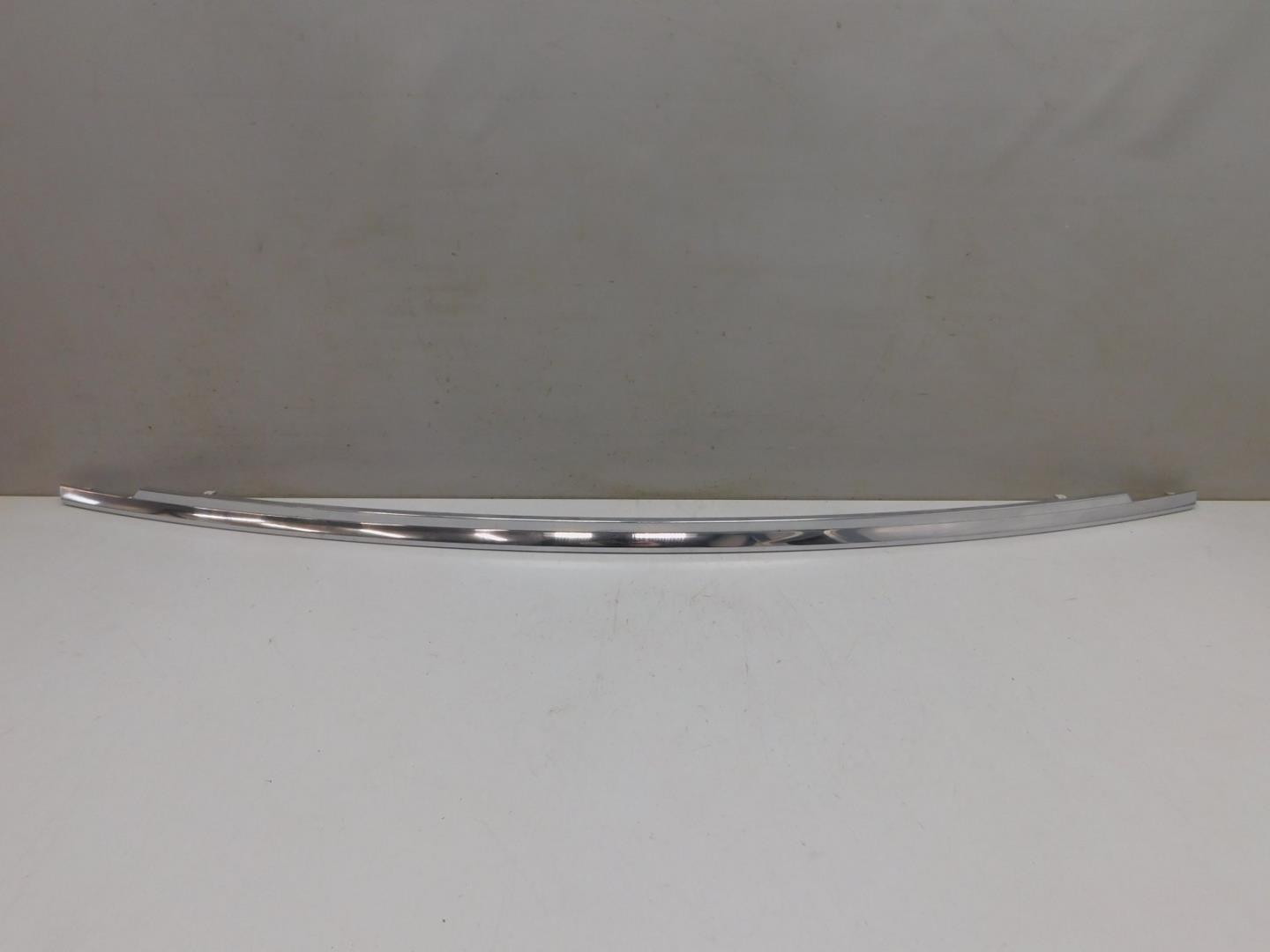 Накладка двери багажника