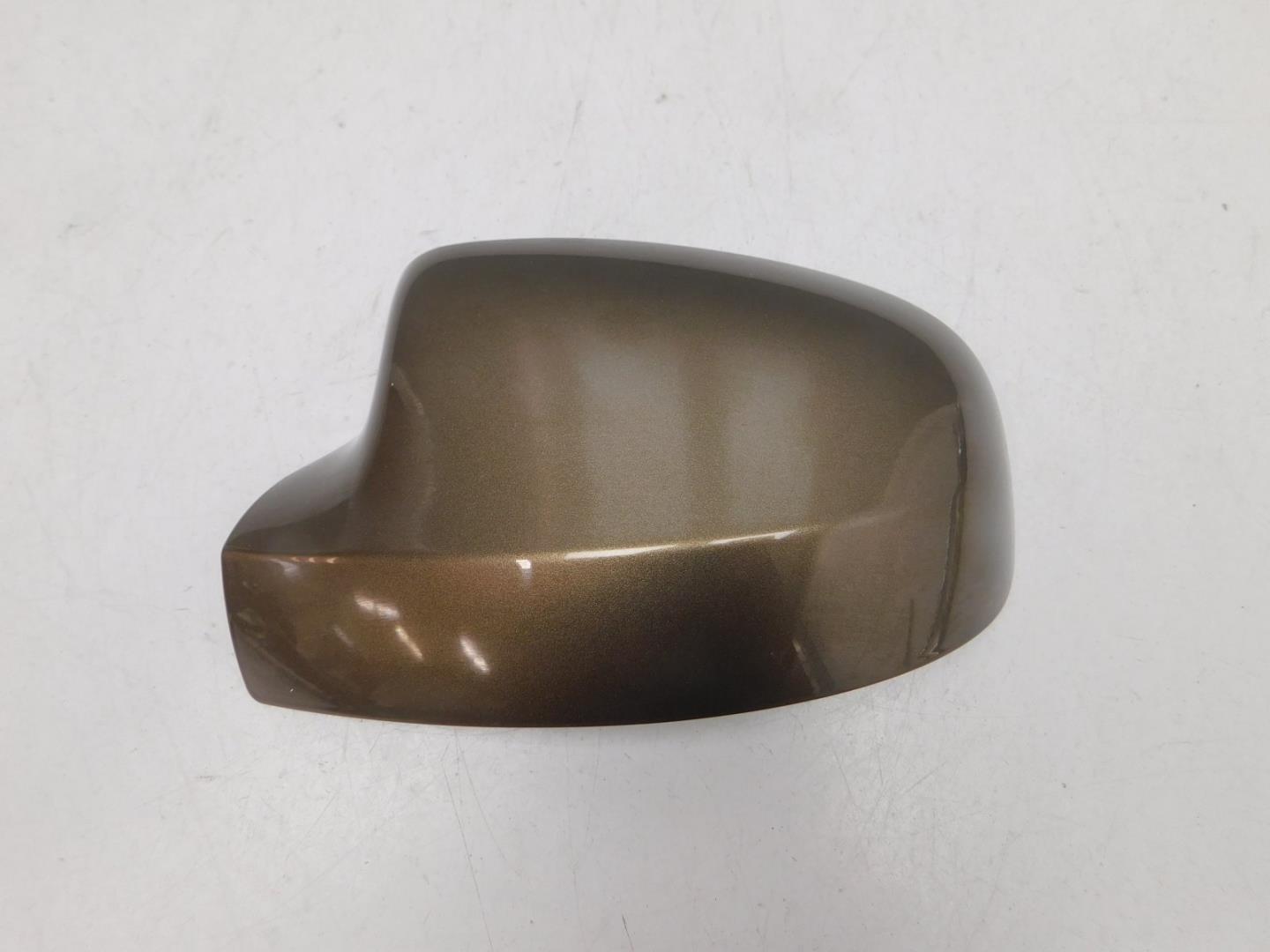 Накладка зеркала левого