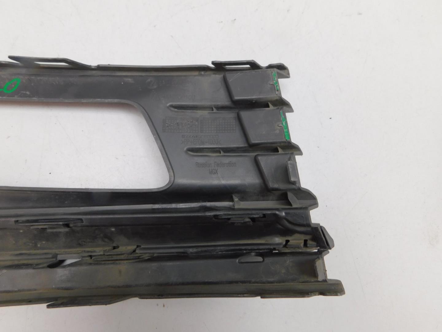 Решетка в бампер левая