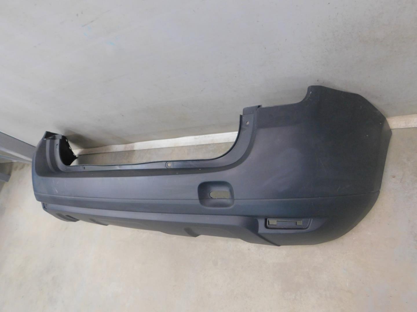 Бампер задний