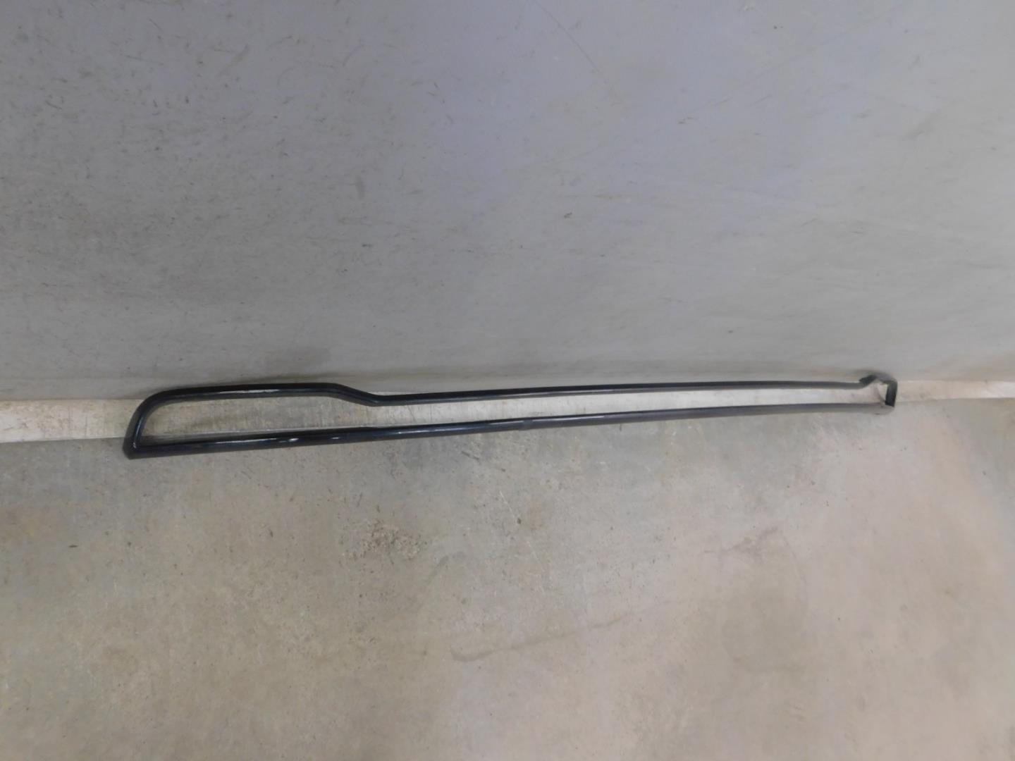 Молдинг заднего бампера