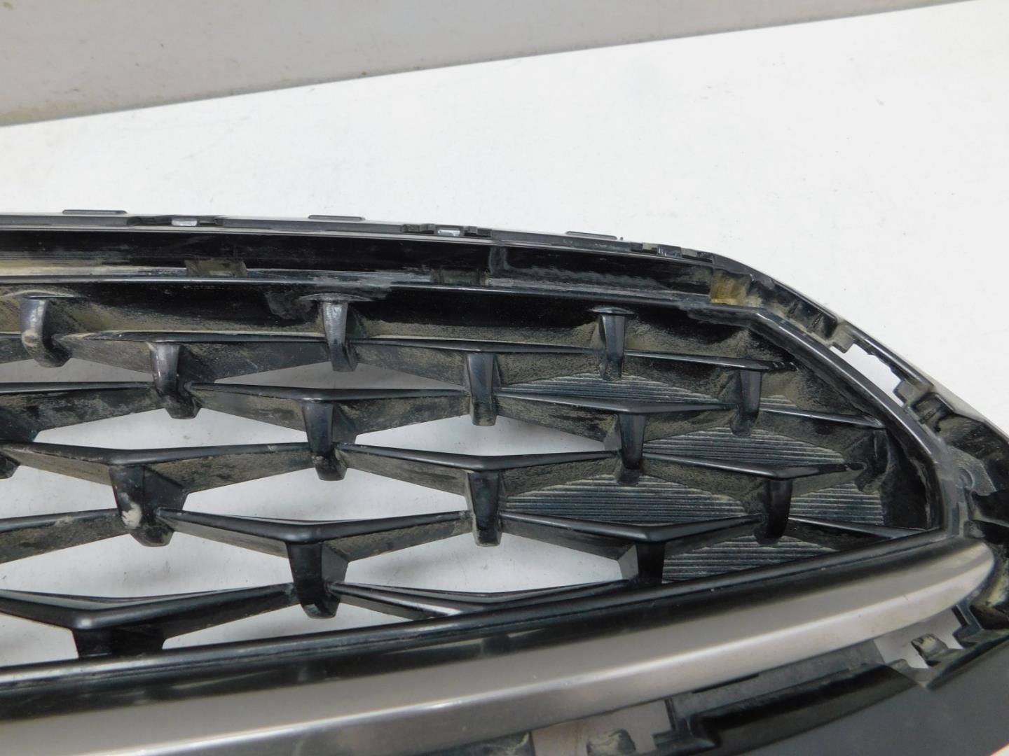 Решетка радиатора