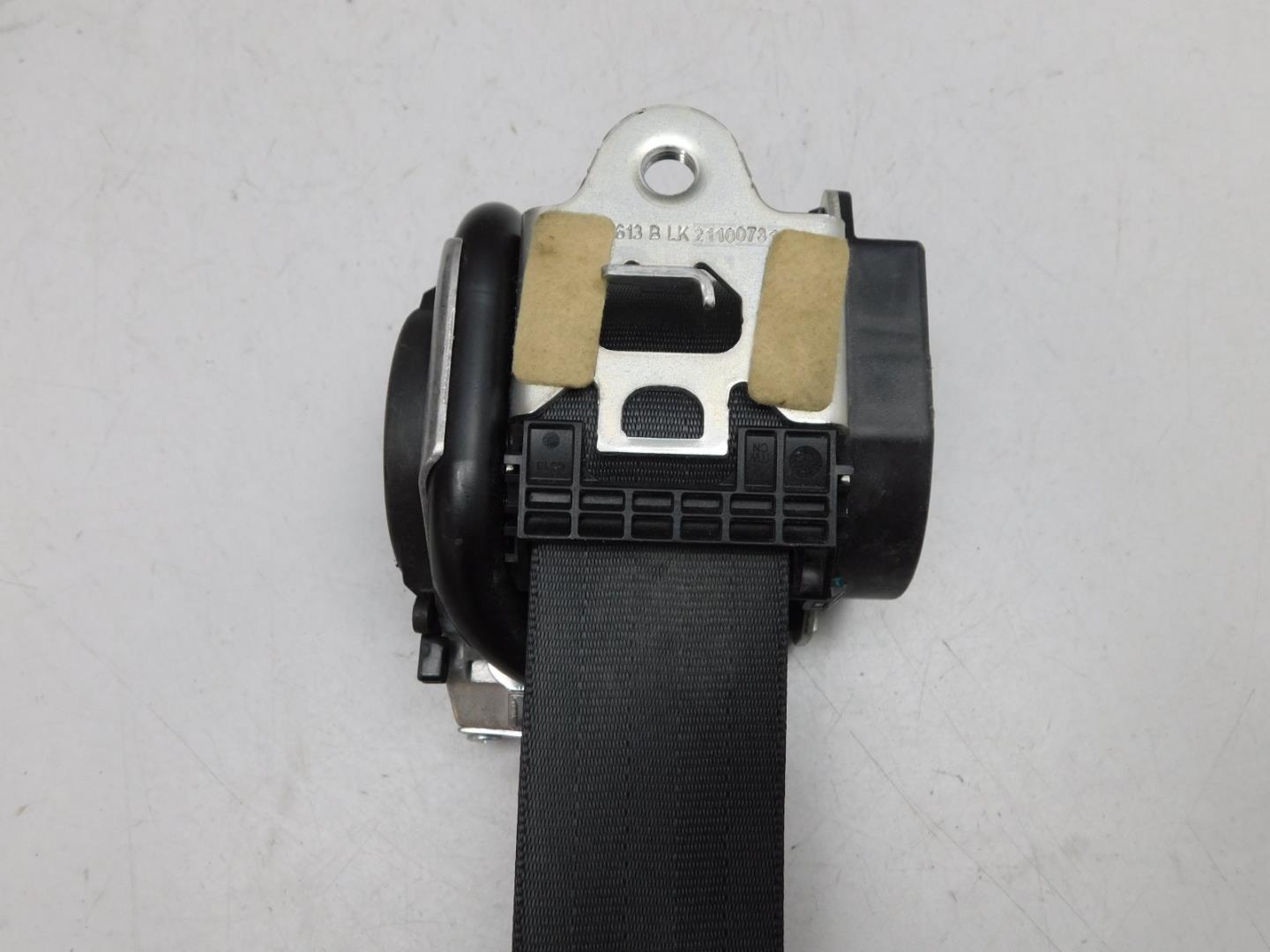 Ремень безопасности с пиропатроном