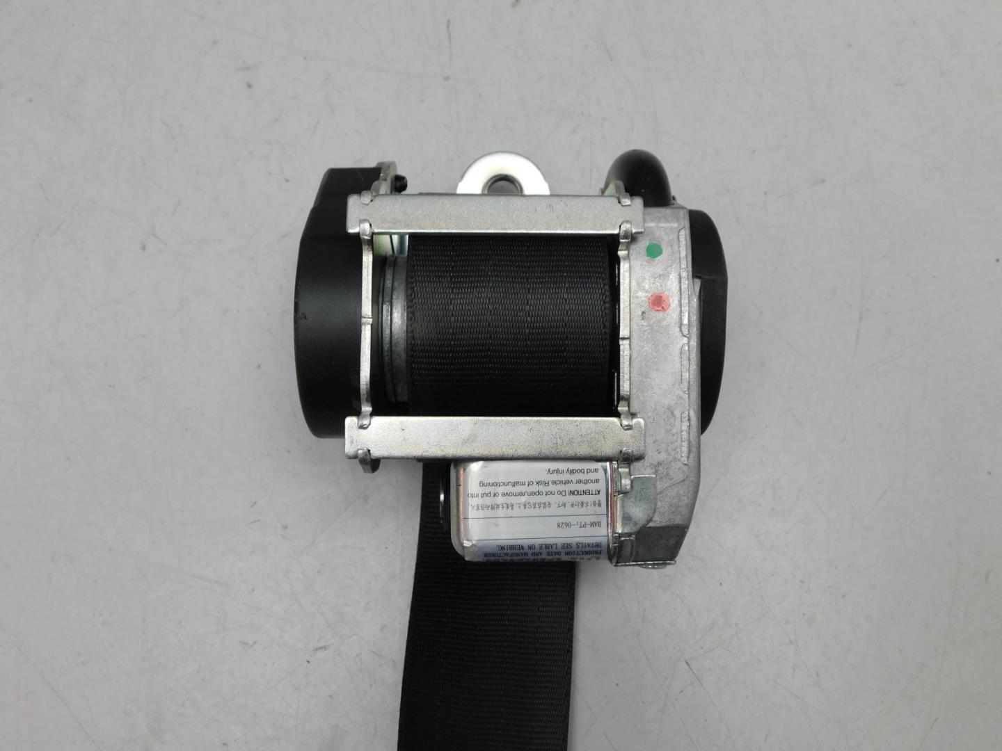 Ремень безопасности с пиропатроном