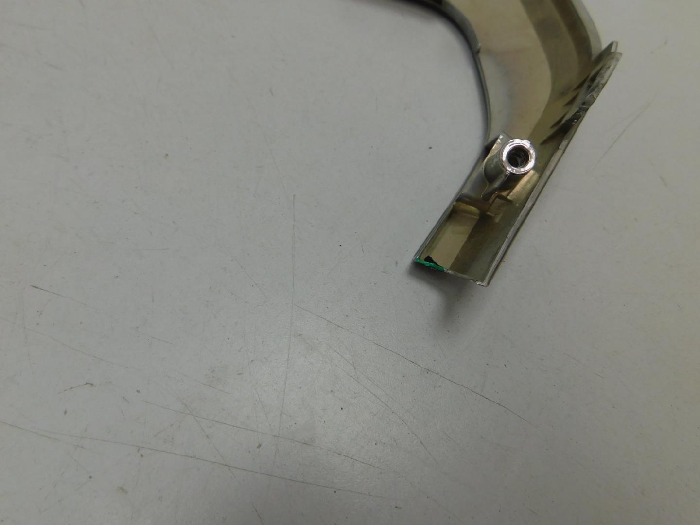 Молдинг переднего бампера