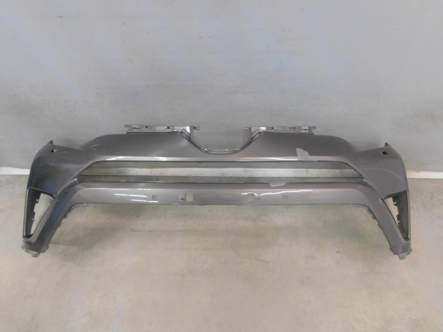 Бампер передний