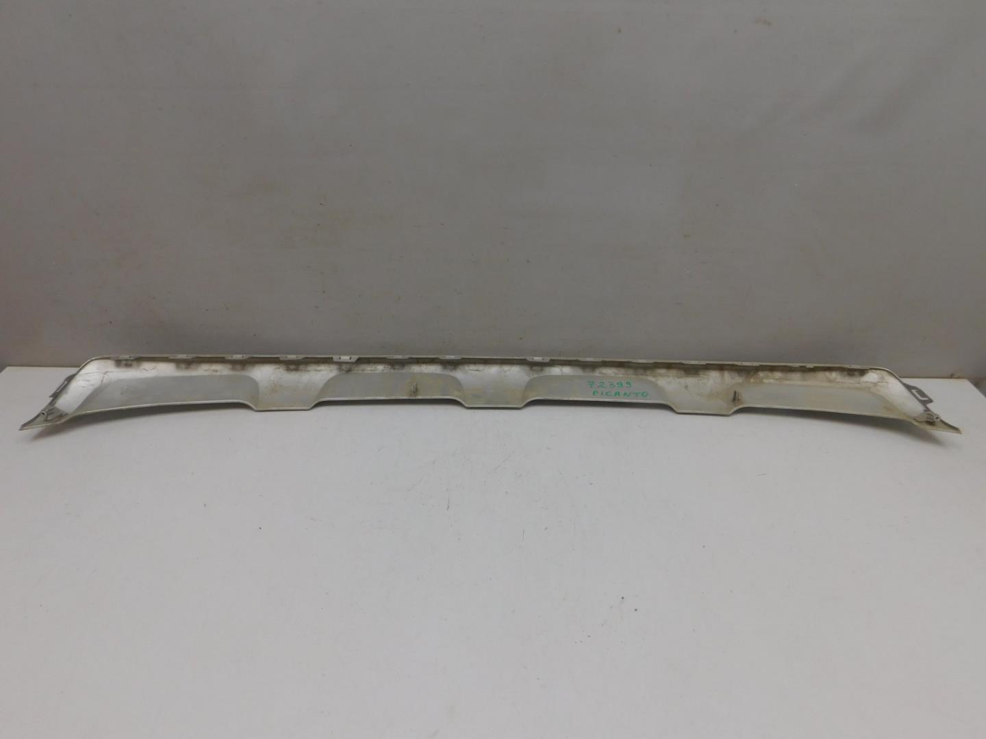 Накладка переднего бампера