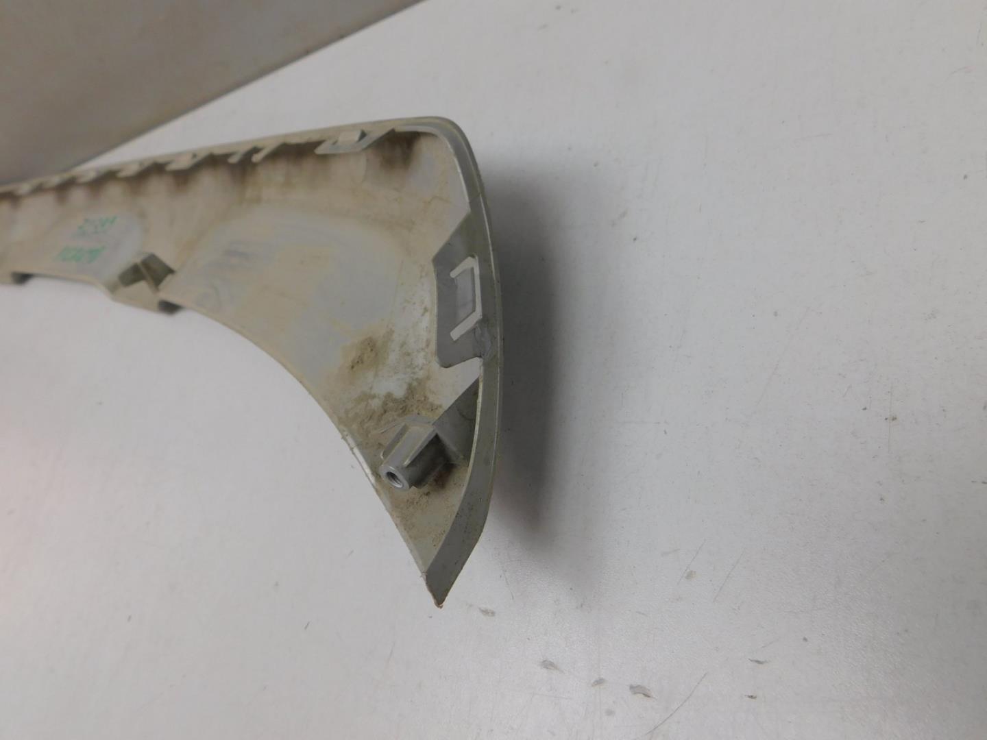 Накладка переднего бампера