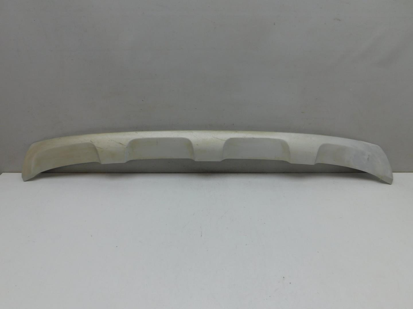 Накладка переднего бампера