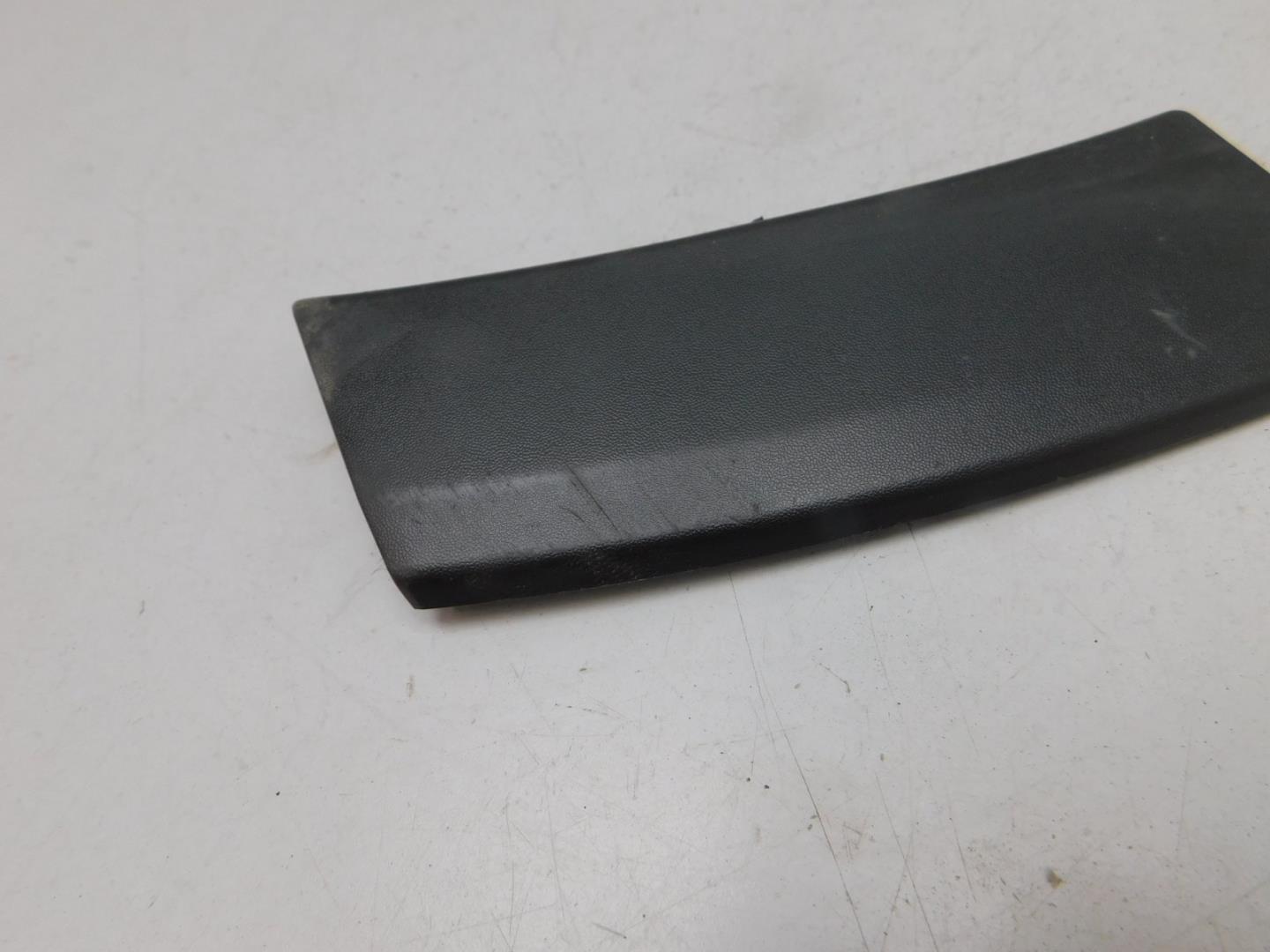 Накладка заднего бампера правая