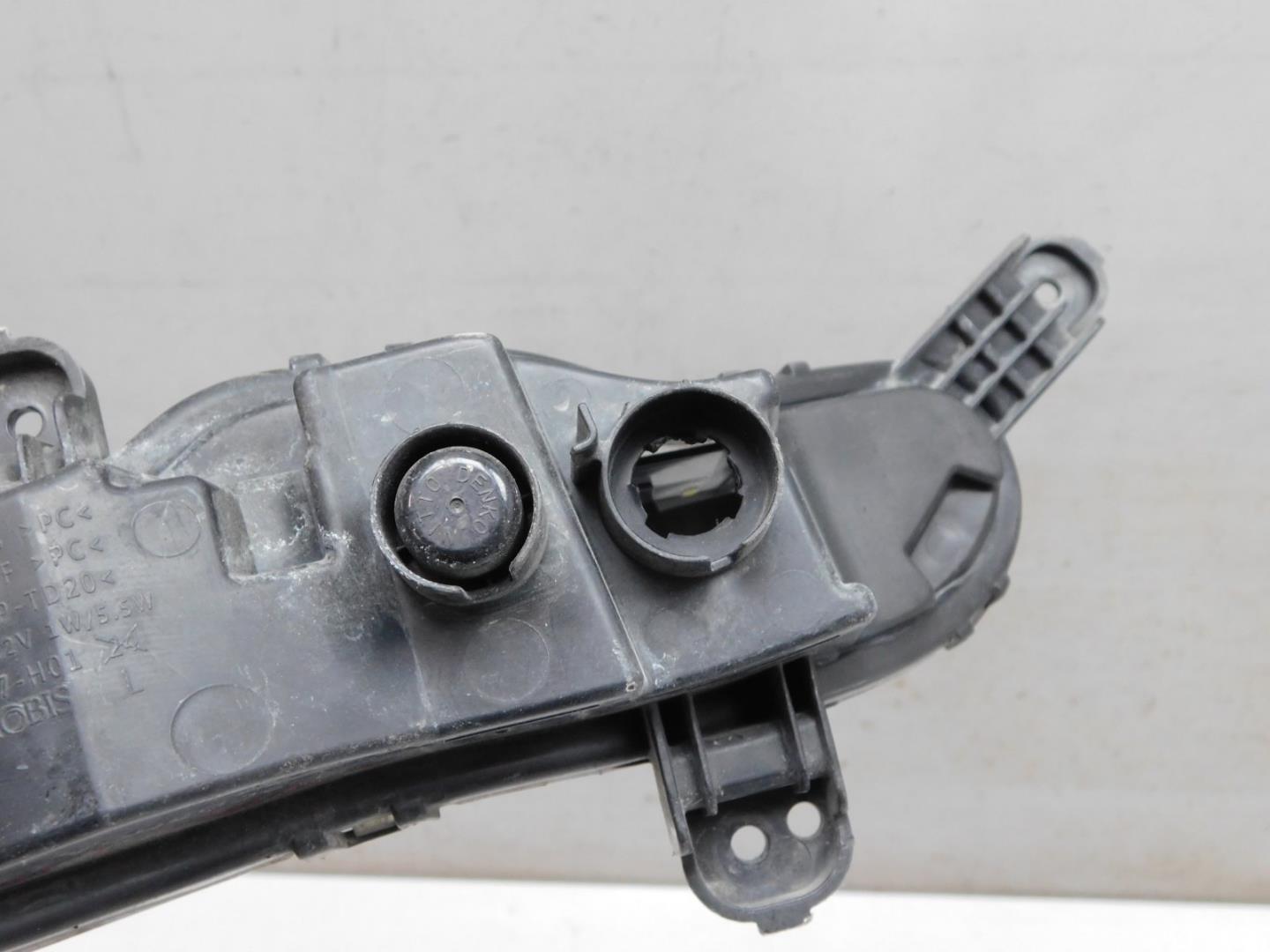 Габарит передний левый