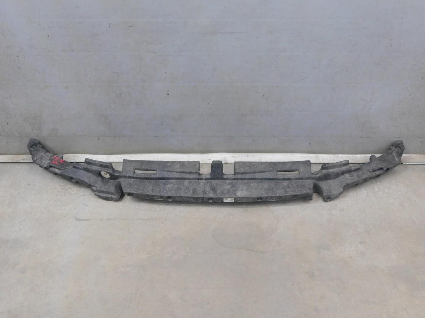 Усилитель переднего бампера