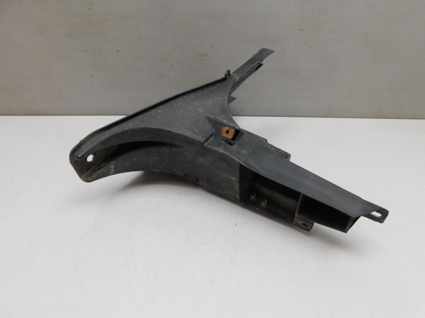 Кронштейн крепления крыла