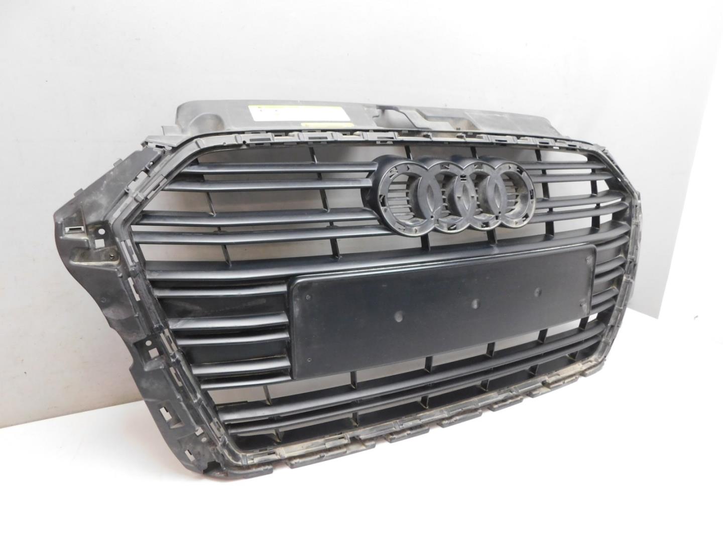 Решетка радиатора