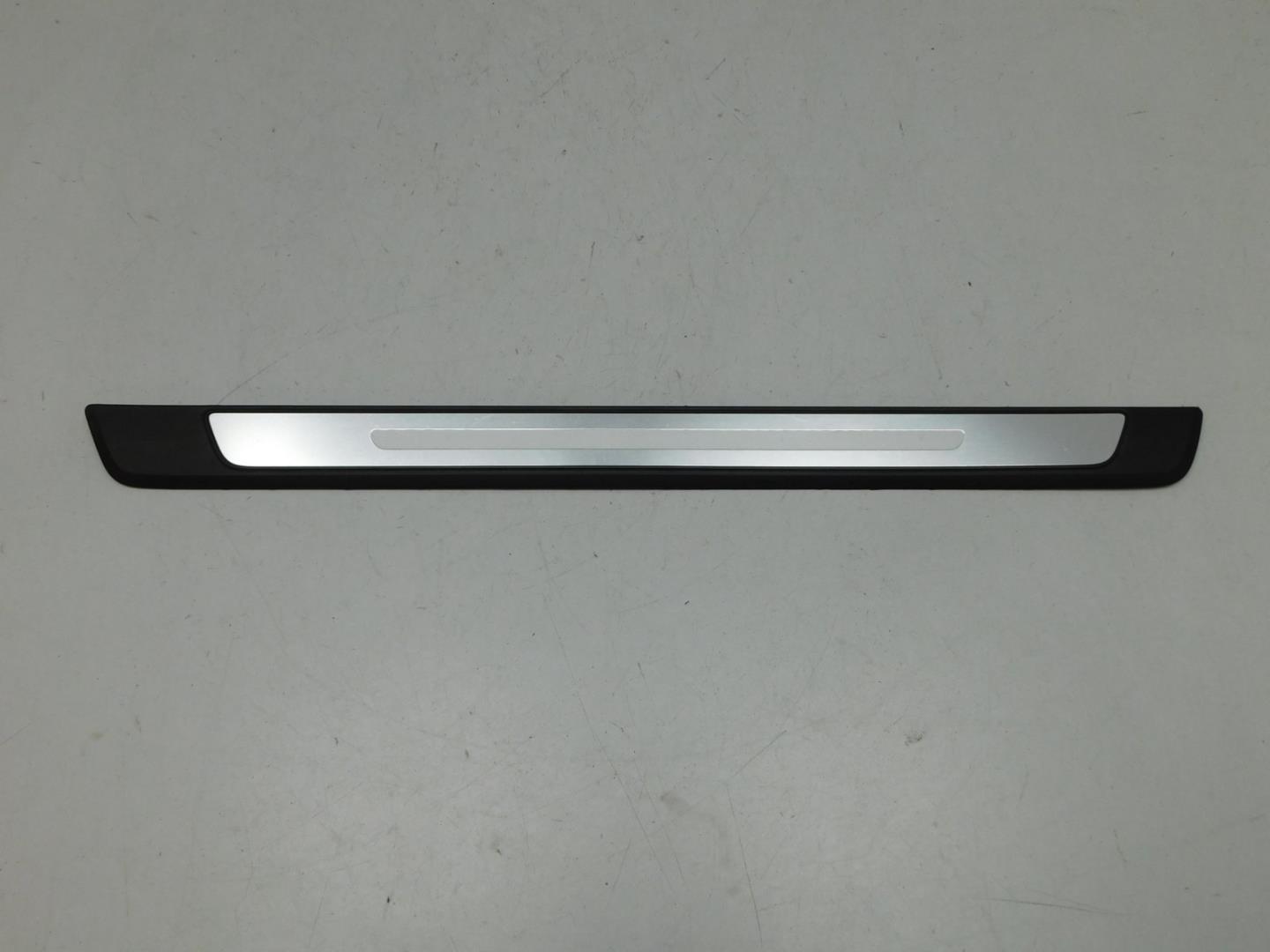 Накладка порога (внутренняя)