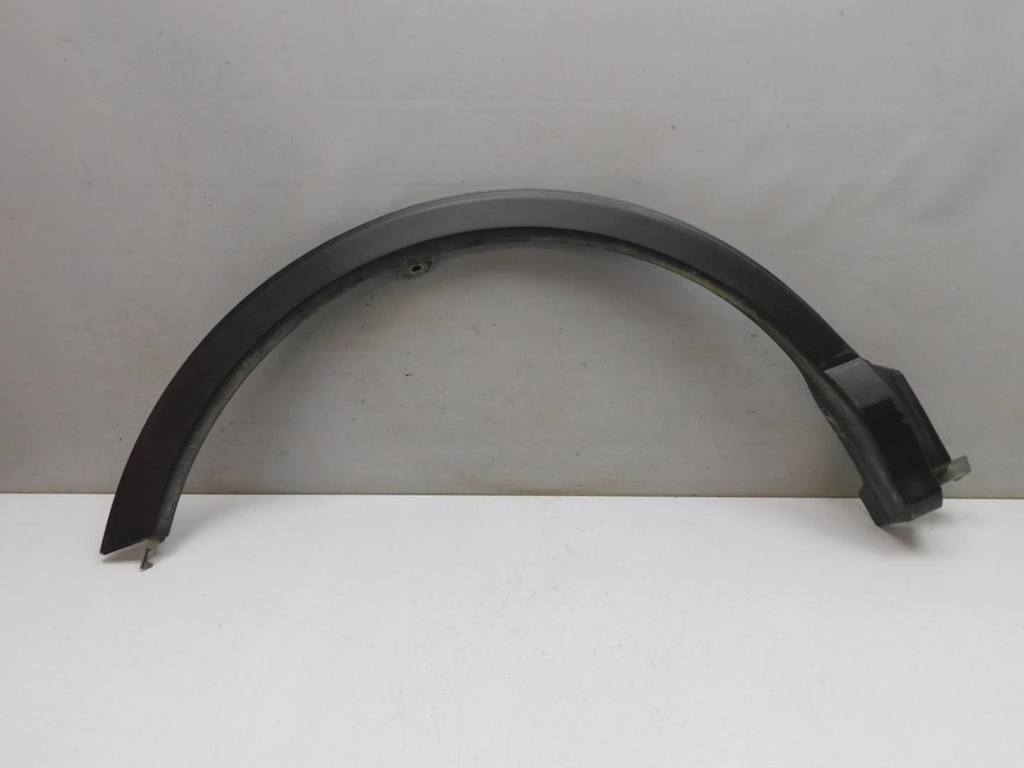 Накладка заднего крыла правого