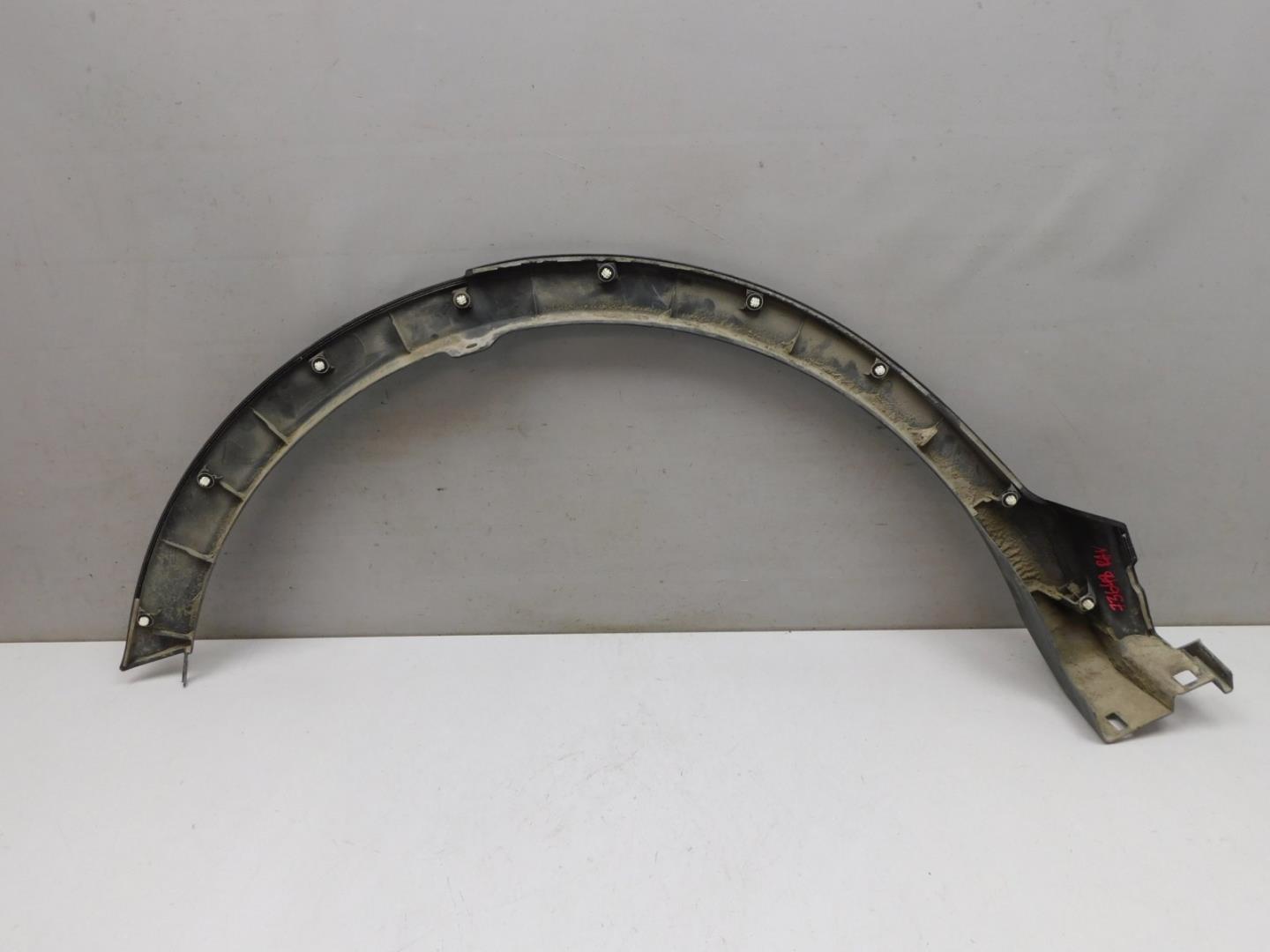 Накладка заднего крыла левого