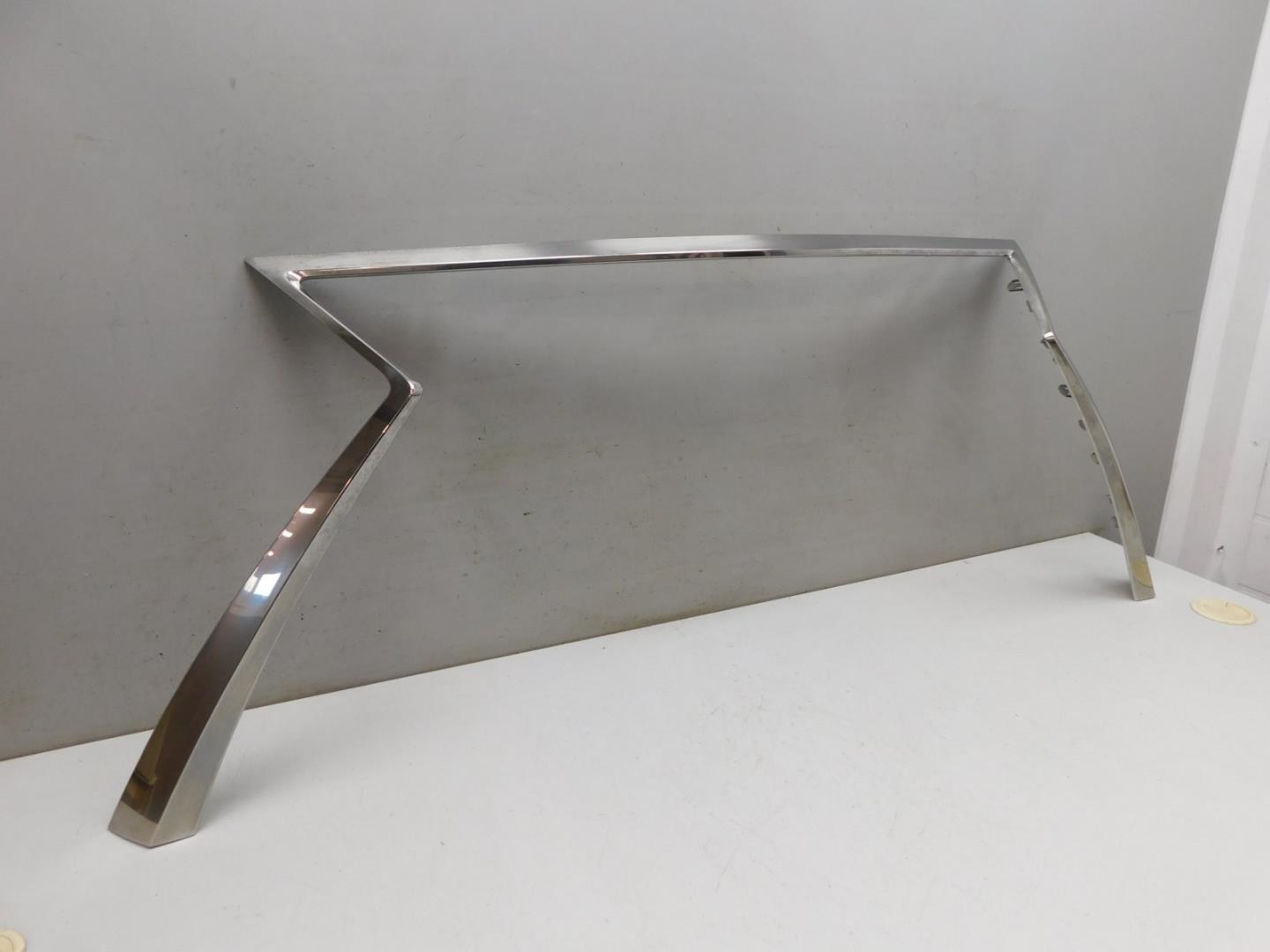 Накладка на решетку радиатора