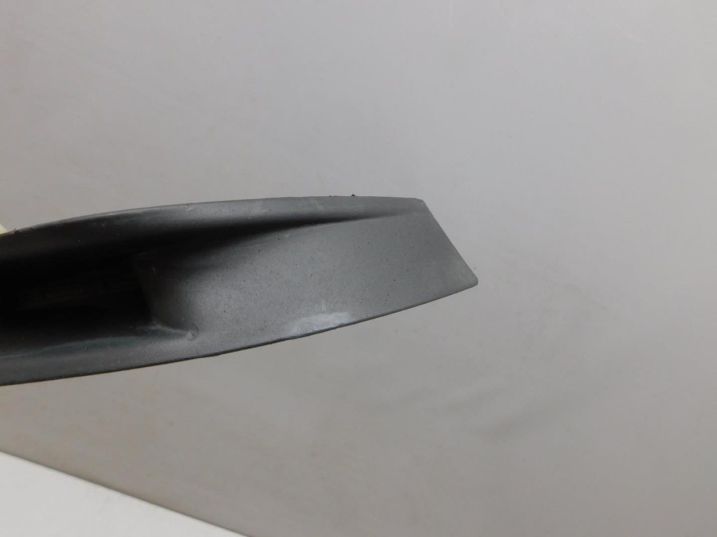 Накладка переднего бампера