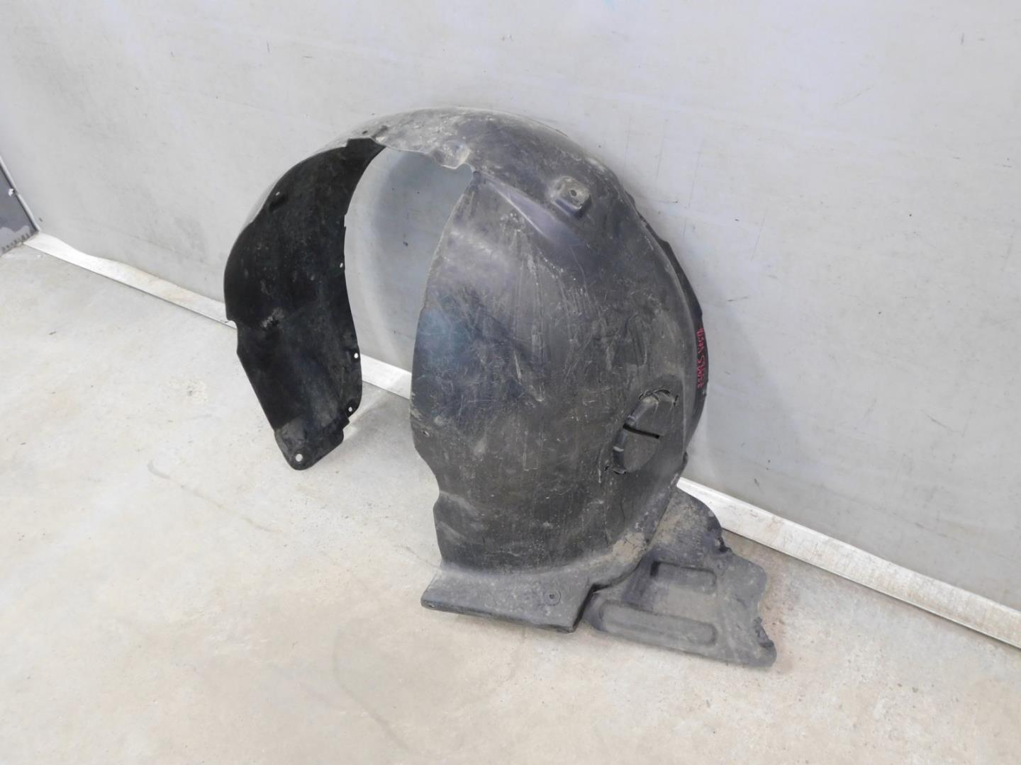 Локер передний левый