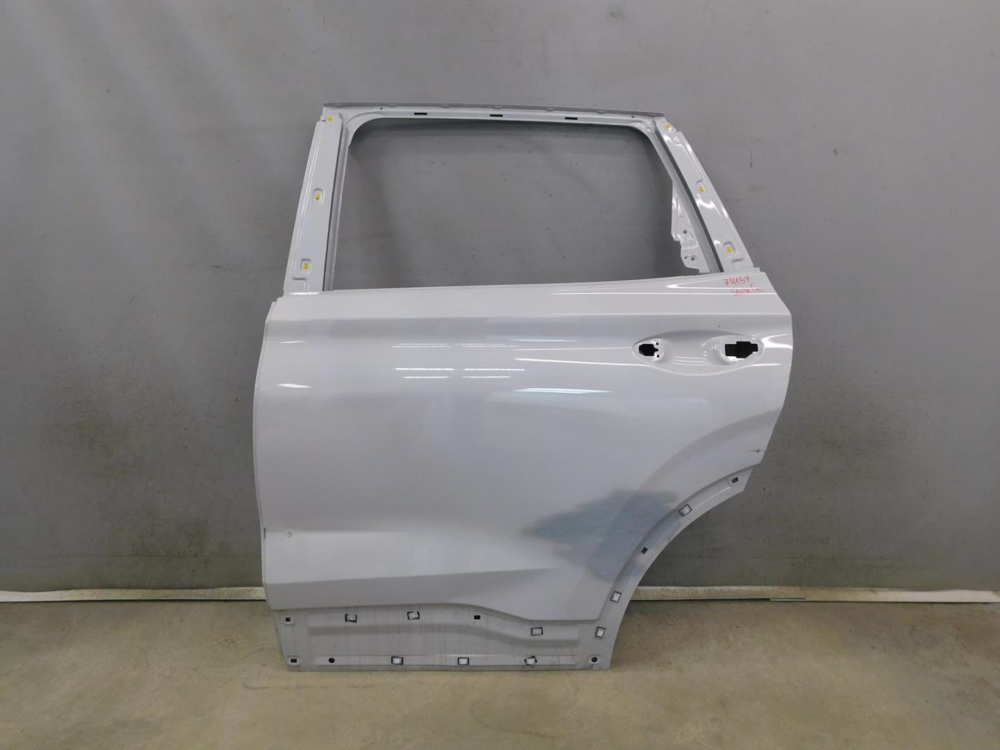 Дверь задняя левая