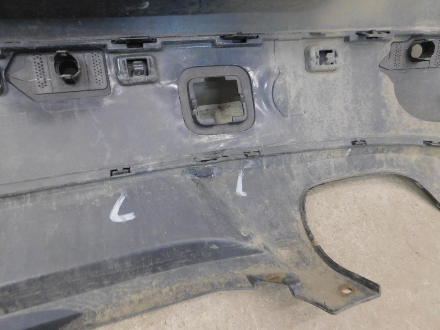 Бампер задний