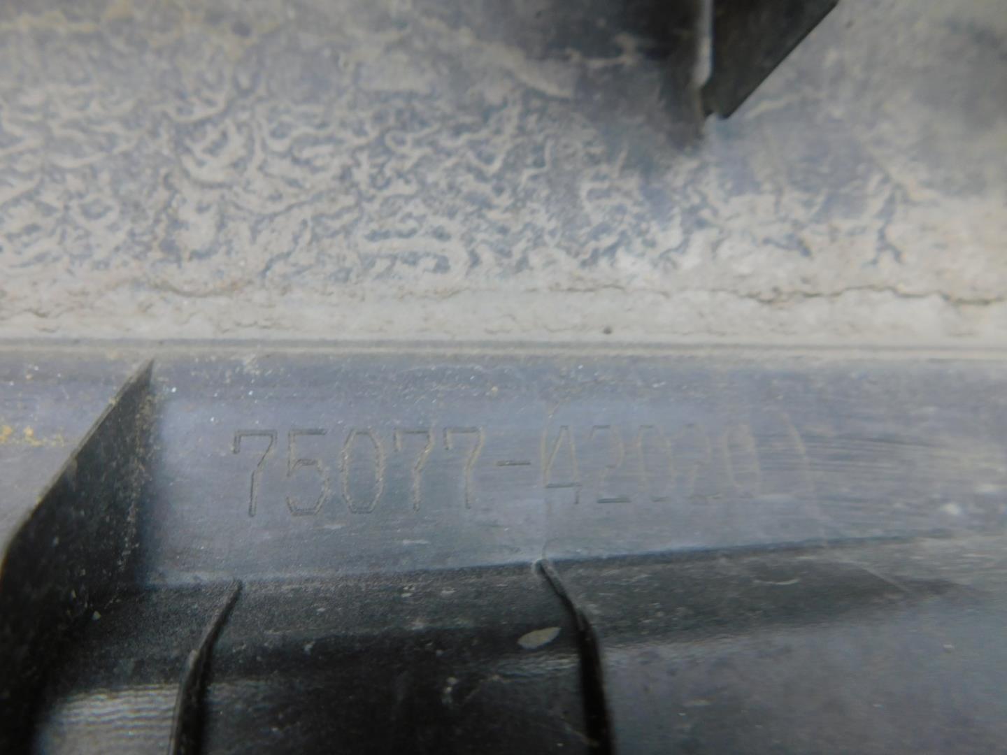 Накладка двери задней правой