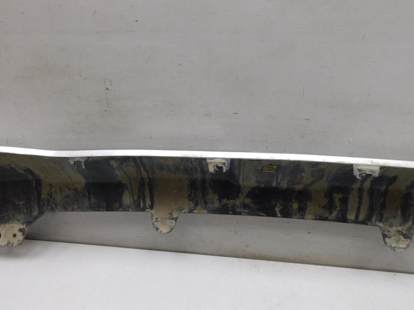 Накладка заднего бампера