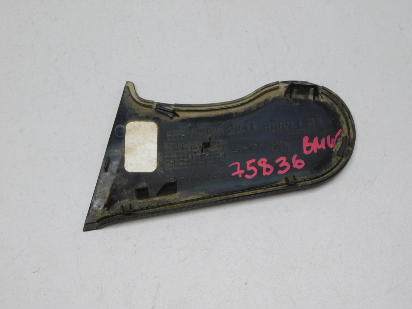 Накладка зеркала левого