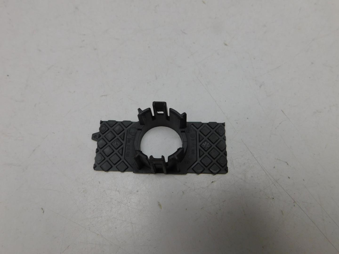 Кронштейн (сопут. товар)