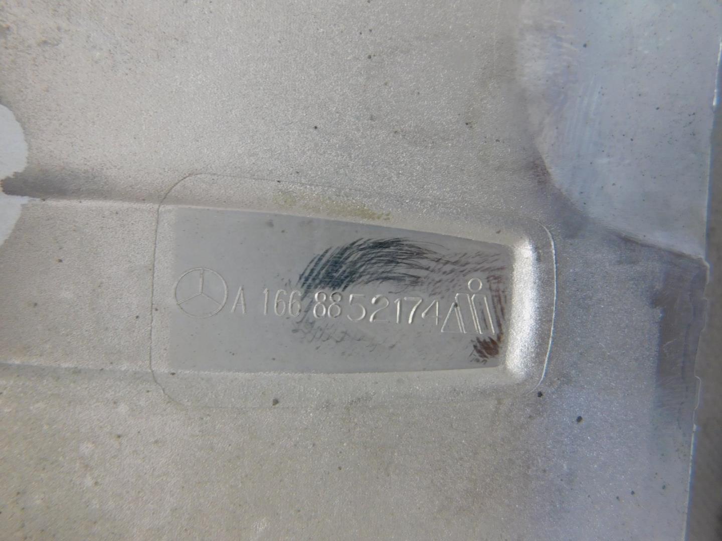 Накладка заднего бампера