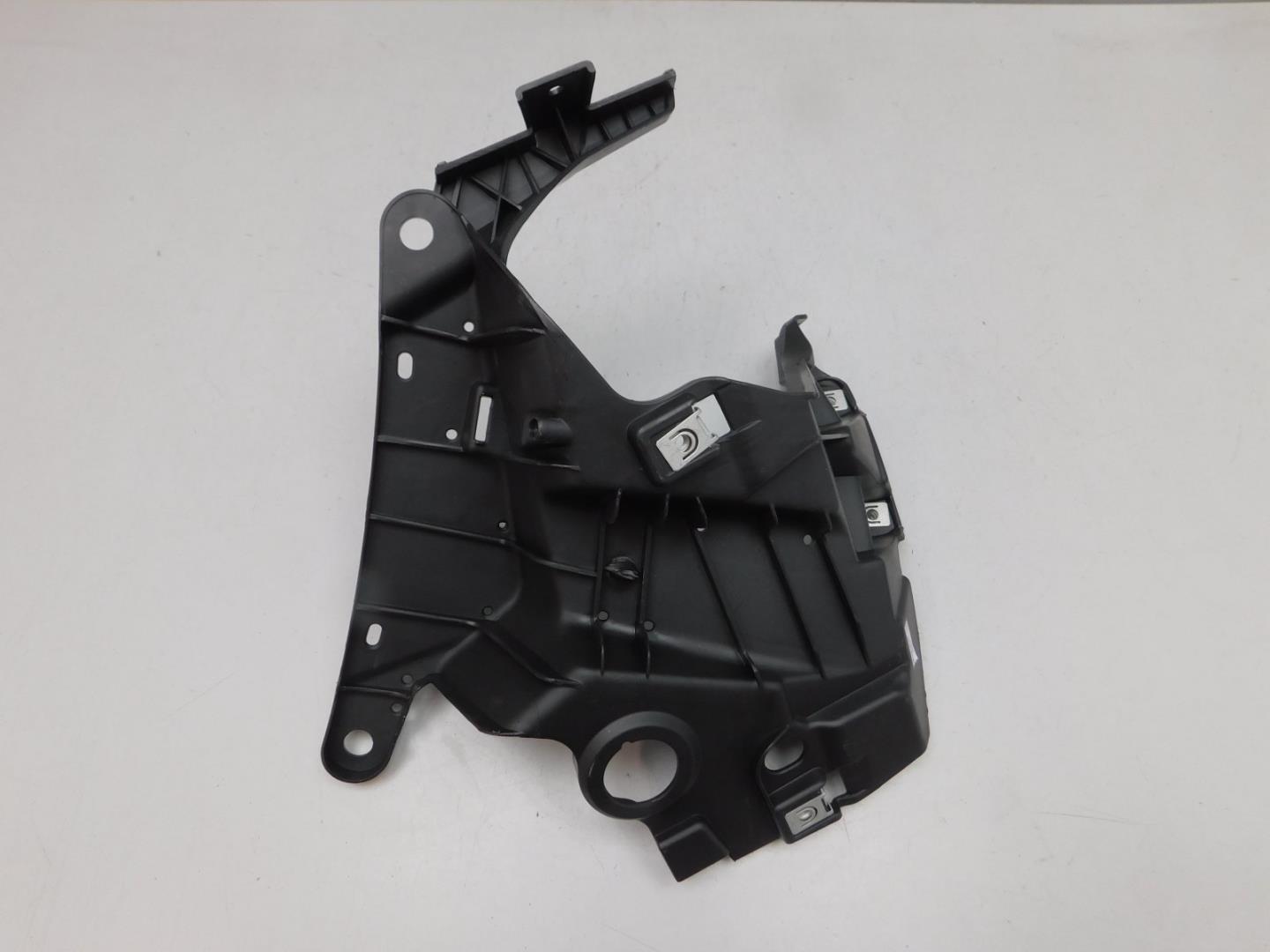 Кронштейн крепления крыла