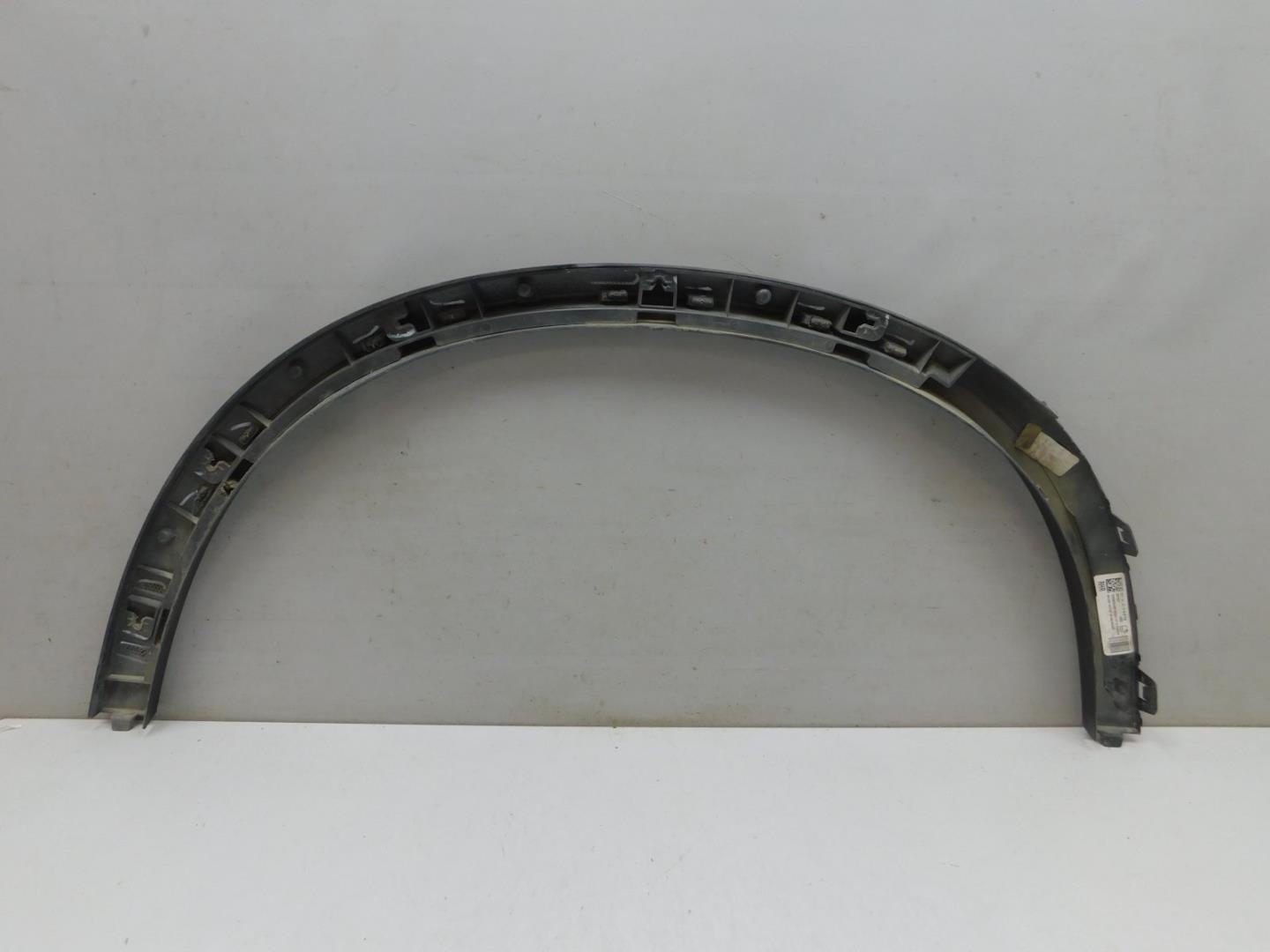 Накладка заднего крыла правого