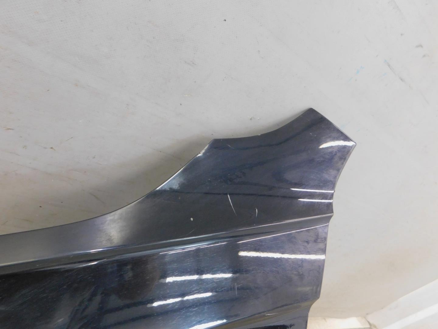 Крыло переднее левое