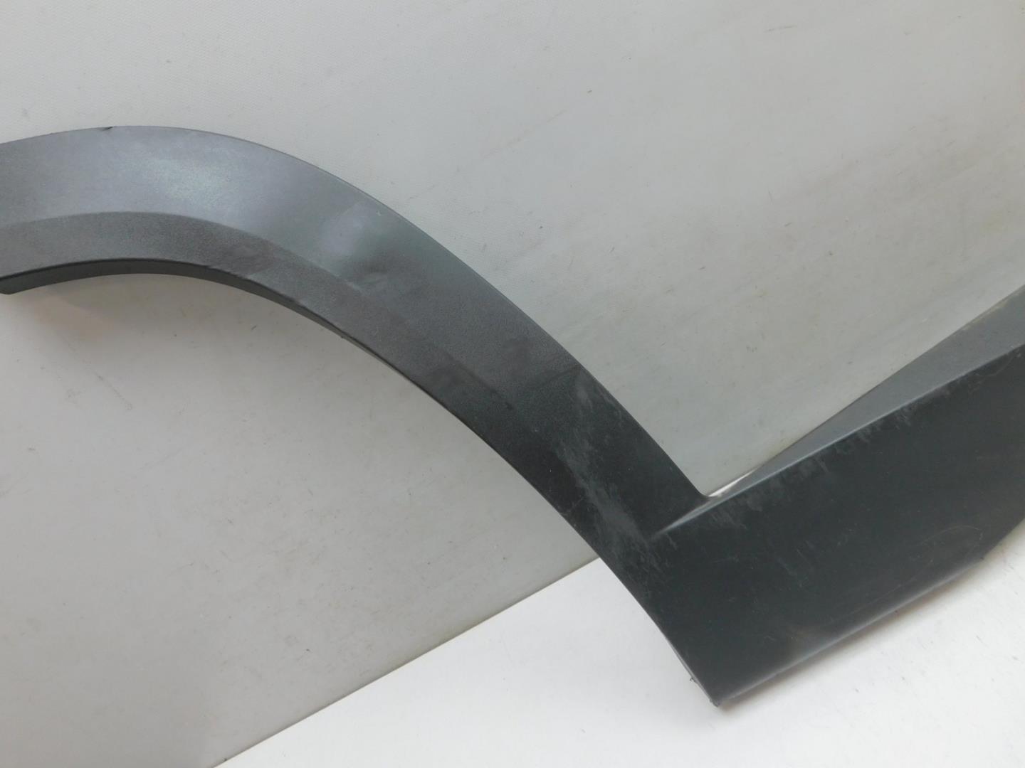 Накладка двери задней правой