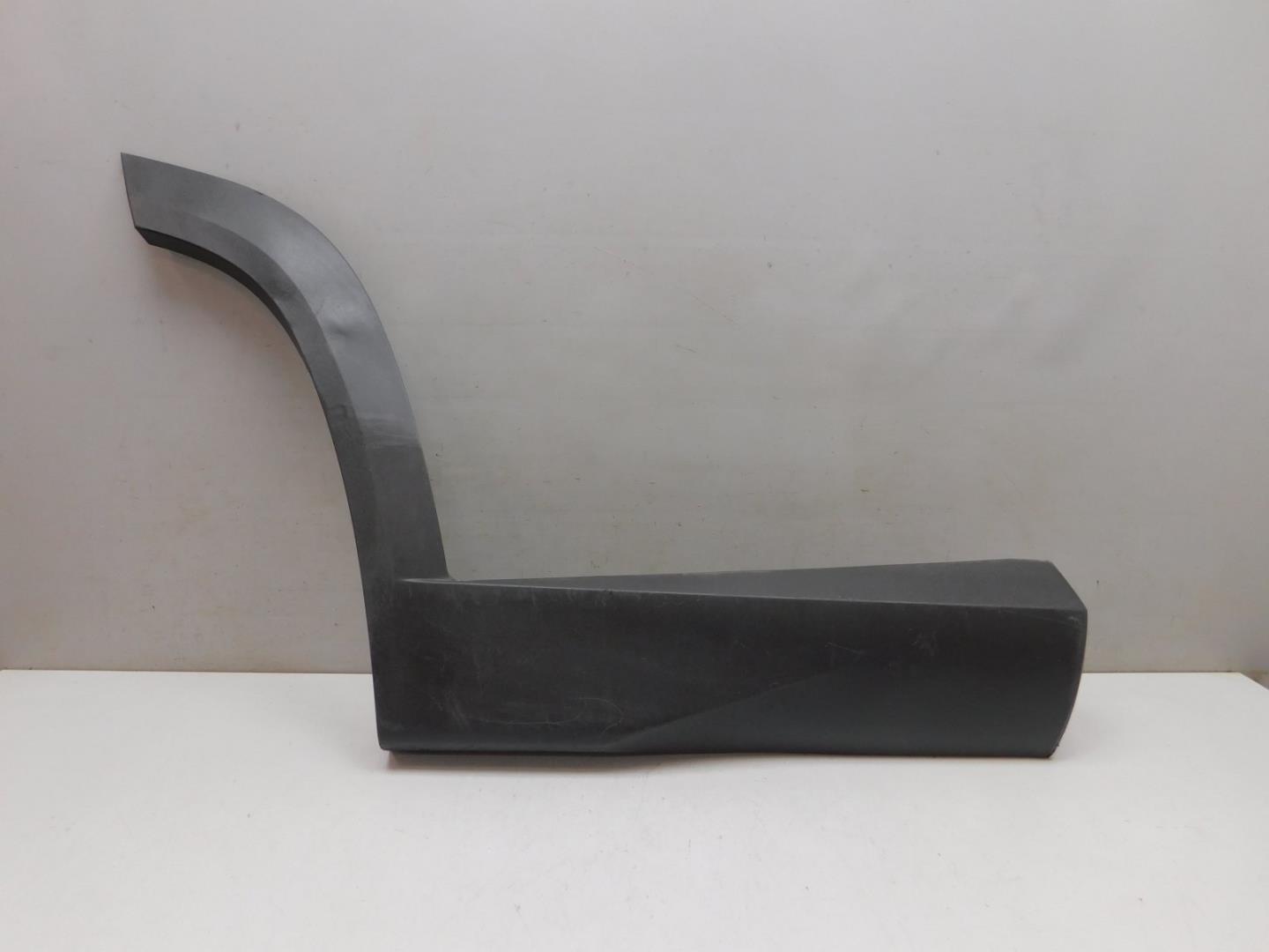 Накладка двери задней правой