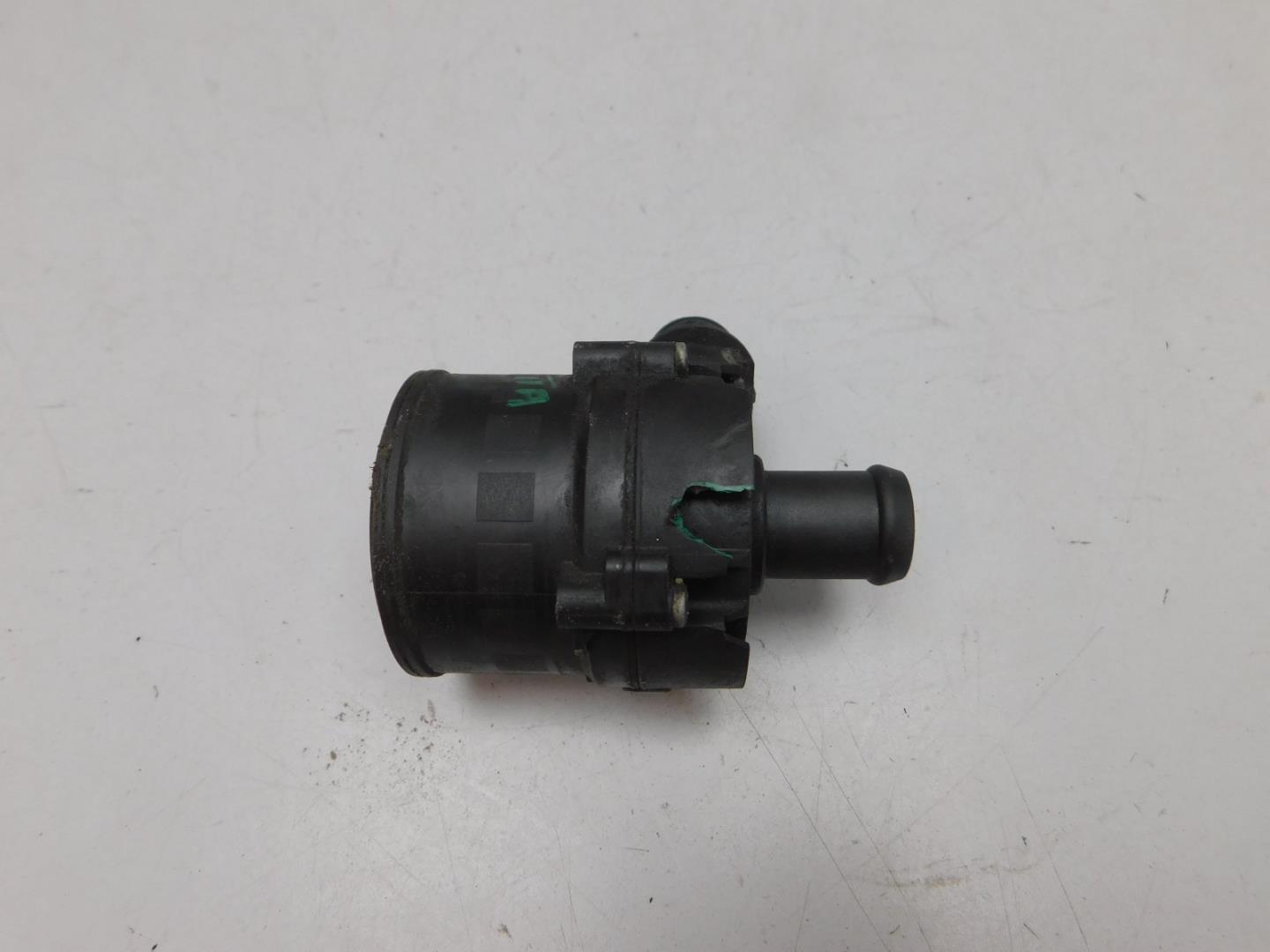 Насос водяной (помпа)