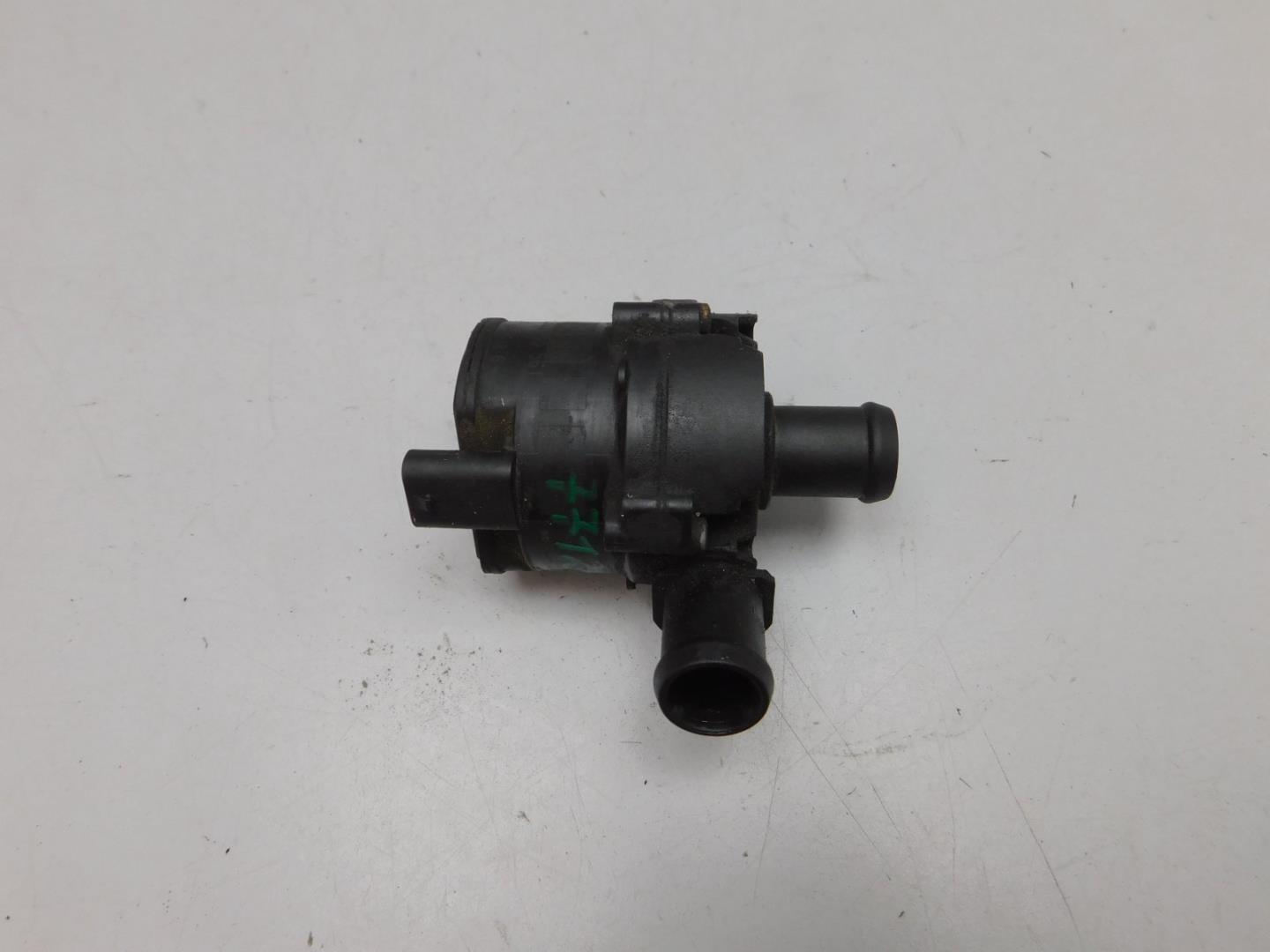 Насос водяной (помпа)