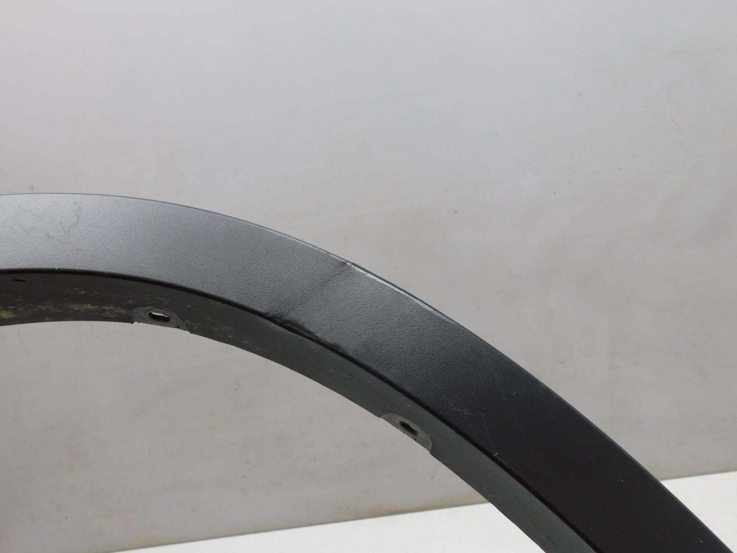 Накладка заднего крыла правого