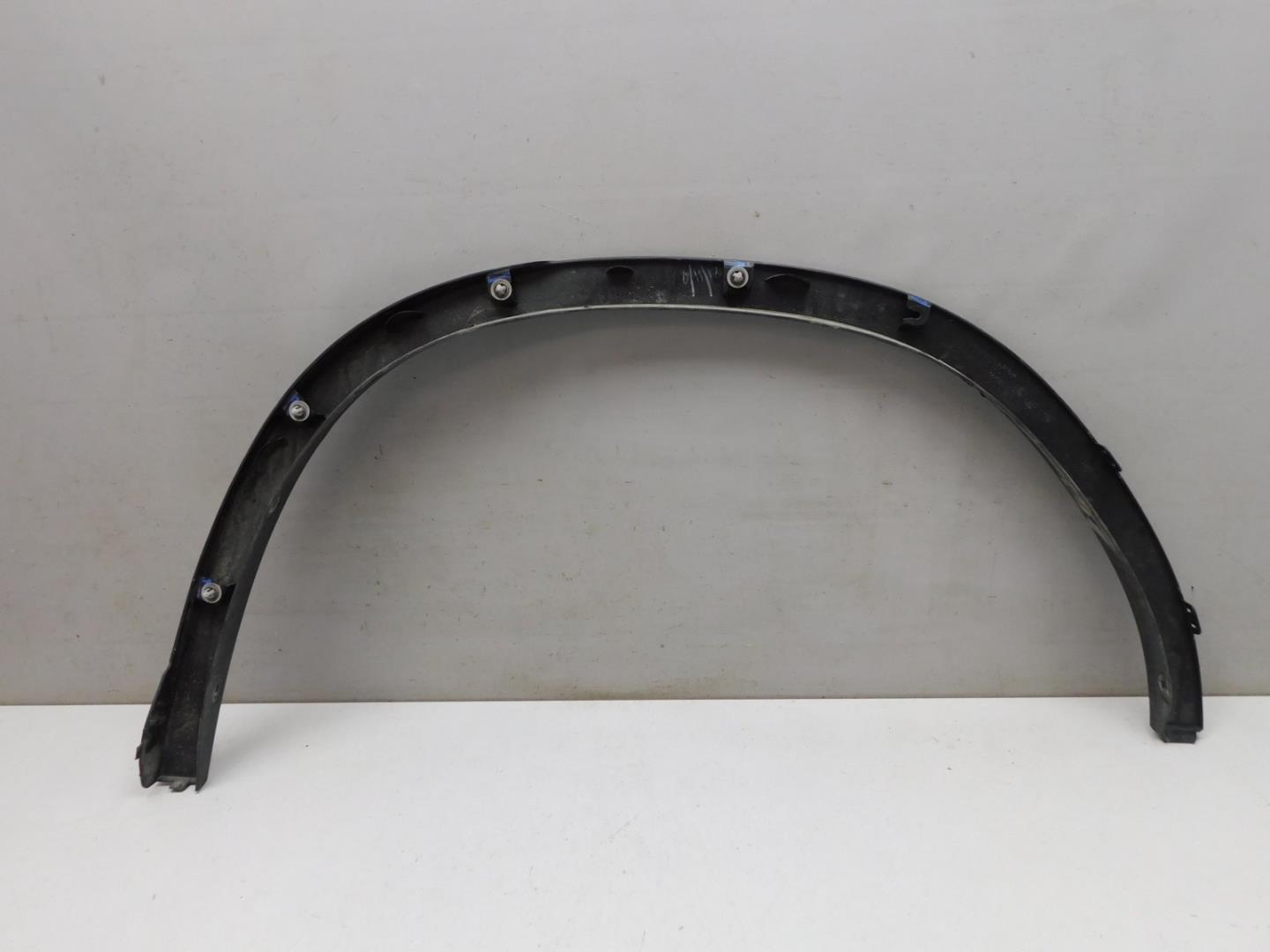 Накладка заднего крыла правого