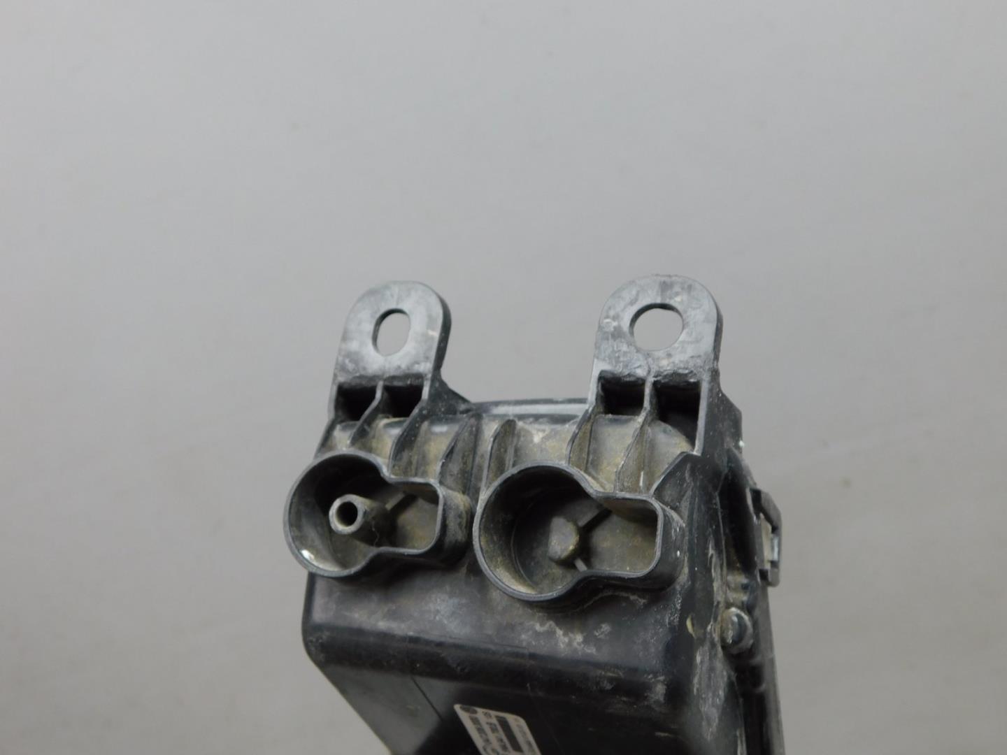 Фара противотуманная правая