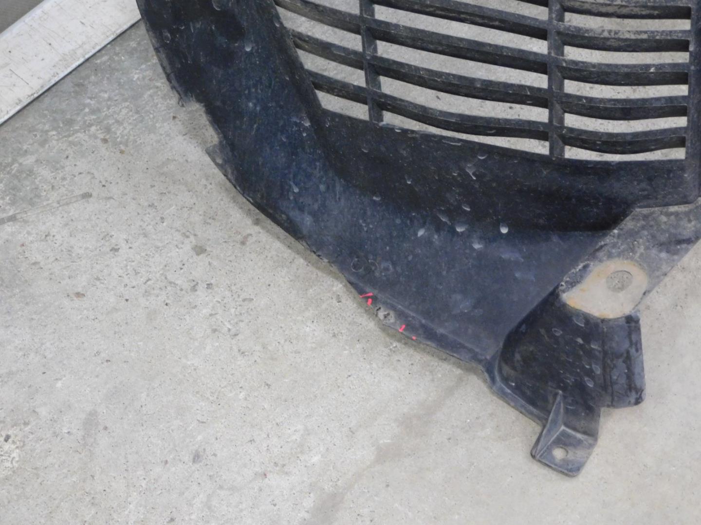 Локер передний правый